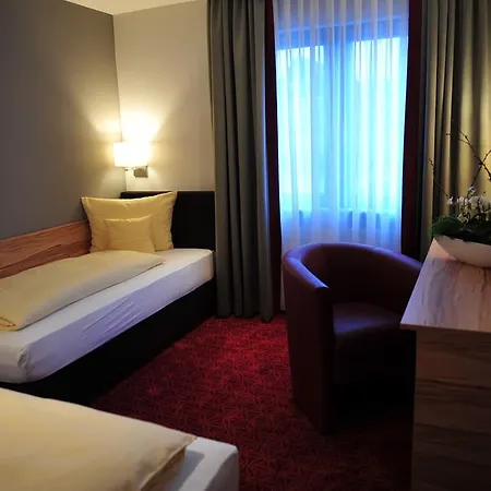 Hotel/restaurant Zum Wiesengrund Hotel 3*