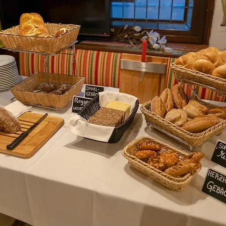 Hotel/restaurant Zum Wiesengrund 3*